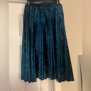 ELOQUII Velvet Midi Skirt